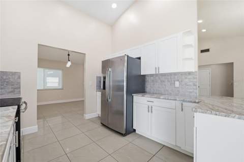 11807 Nicklaus Circle, Tampa FL - photo 14 of 51