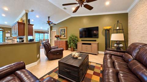 1040 Rosetree Ln, Tarpon Springs FL - photo 8 of 61