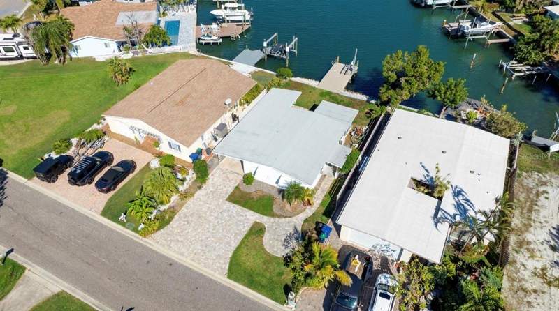 2 bedroom Single Family Residence at 17611 1ST STREET, HARBOR SHORES 4TH ADD, REDINGTON SHORES — photo 5