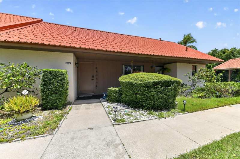 2 bedroom Villa at 6378 Draw Lane #36, Sunrise Golf Club Ph I, Sarasota — photo 1