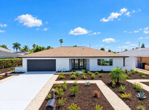 6315 Wisteria Lane, home for sale in Apollo Beach 33572