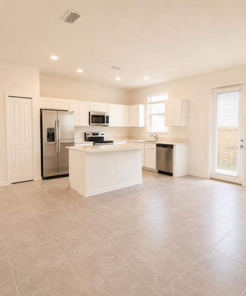 409 Bogey Drive, Davenport FL - photo 6 of 6