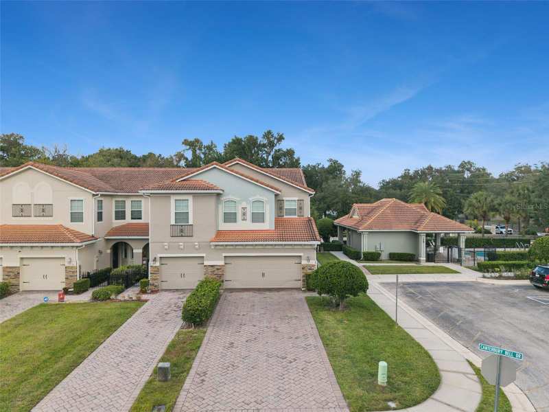 3 bedroom Townhouse at 31 Canterbury Bell Drive, Oviedo Park Twnhms, Oviedo — photo 1