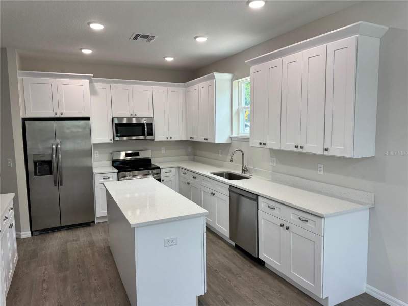 3 bedroom Single Family Residence at 1013 Foote Street, Eustis Dixie Hwy Sub, Eustis — photo 2