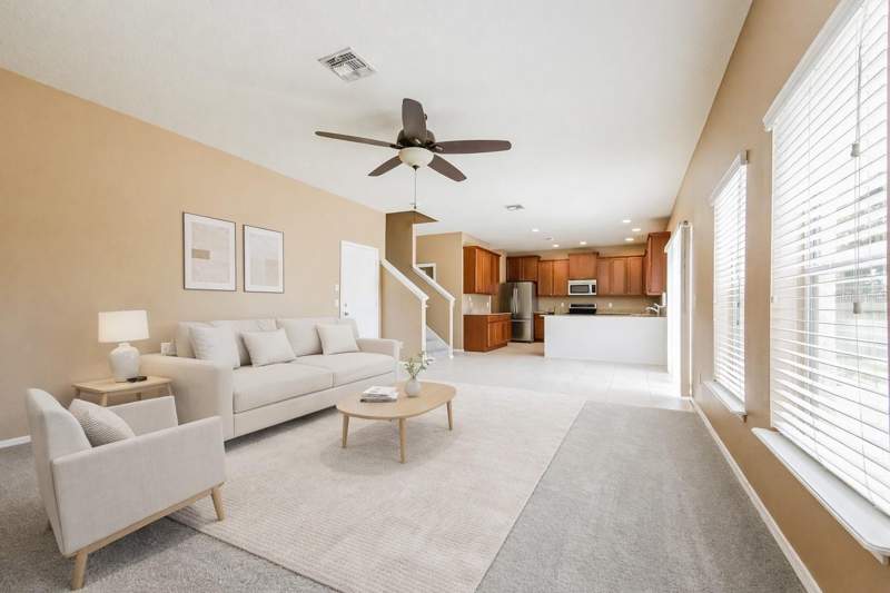 4 bedroom Single Family Residence at 30207 Cheval Street, Sullivan Ranch Sub, Mount Dora — photo 2