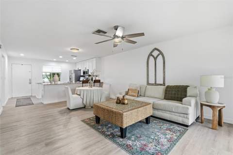 2265 Bancroft Circle #B, Palm Harbor FL - photo 17 of 40