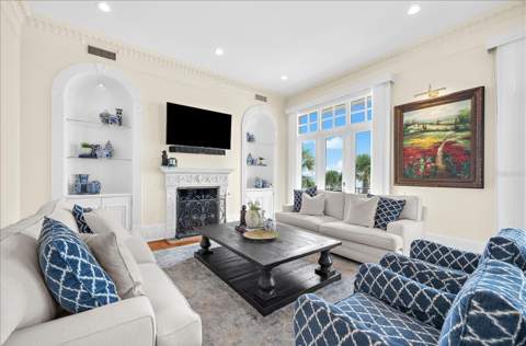 810 Eldorado Avenue, Clearwater Beach FL - photo 8 of 81