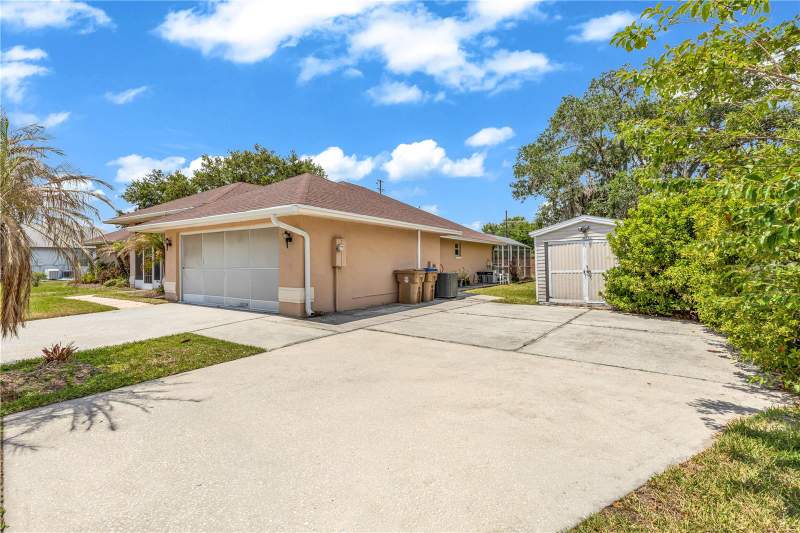 4 bedroom Single Family Residence at 2800 Woodsmere Court, Pleasant Hill Lakes Unit 9, Kissimmee — photo 3