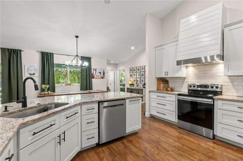 218 Whitcomb Drive, Geneva FL - photo 6 of 6