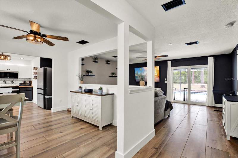 3 bedroom Single Family Residence at 4118 Ramona Drive, Weeki Wachee Woodlands, Spring Hill — photo 4