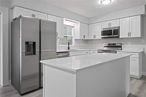 2390 Northland Road, Mount Dora FL - photo 8 of 39