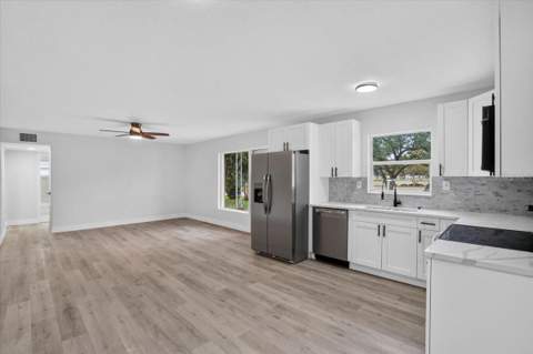6810 Dr Martin Luther King Jr Street, St Petersburg FL - photo 9 of 33