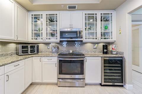 200 121st Avenue #304, Treasure Island FL - photo 6 of 6
