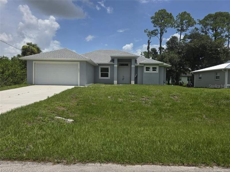 4 bedroom Single Family Residence at 3852 Hopevale Street, Lehigh Acres, Fort Myers — photo 3