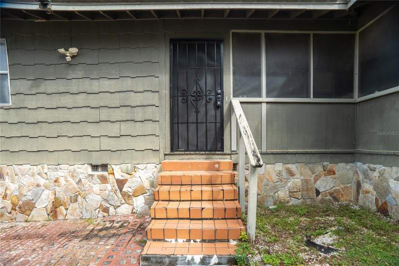 3 bedroom Single Family Residence at 311 S Thompson Avenue, Bond Lumber Co Blk 15, Deland — photo 4