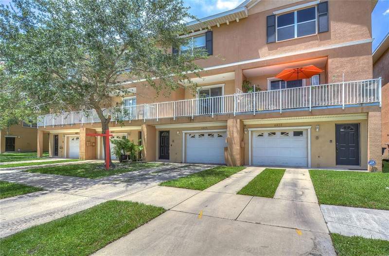Thomas Townhomes