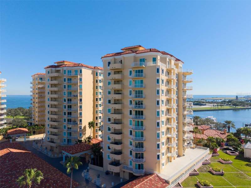 3 bedroom Condominium at 555 5th Avenue #1122, Vinoy Place Condo, St Petersburg — photo 2