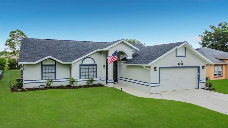 1393 WOOD LAKE CIRCLE