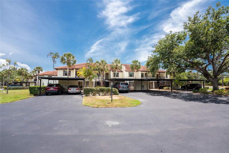 2 bedroom Condominium at 511 Pine Hollow Circle #511, Pine Hollow, Englewood — photo 2