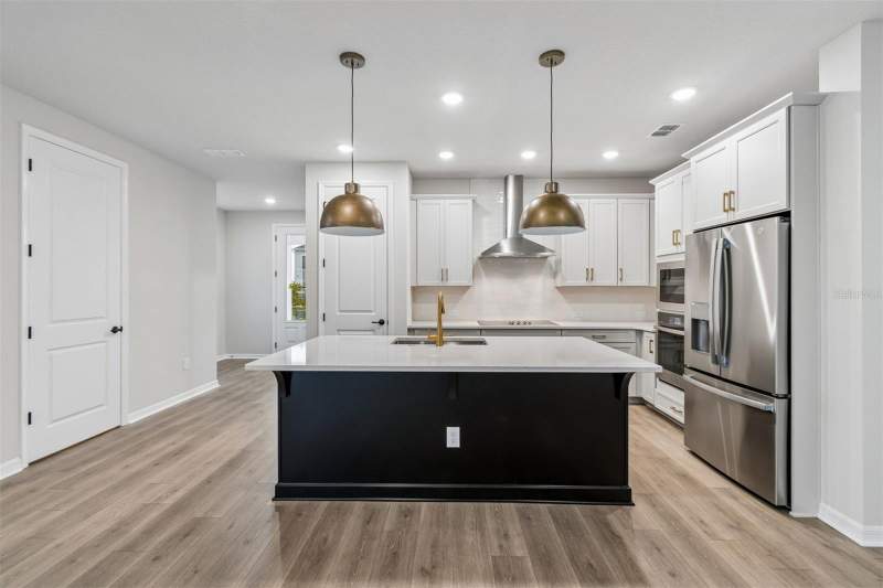 3 bedroom Single Family Residence at 3211 Voyager Avenue, Weslyn Park, St Cloud — photo 3