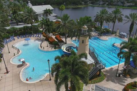 724 Winterside Drive, gated community for sale in Apollo Beach