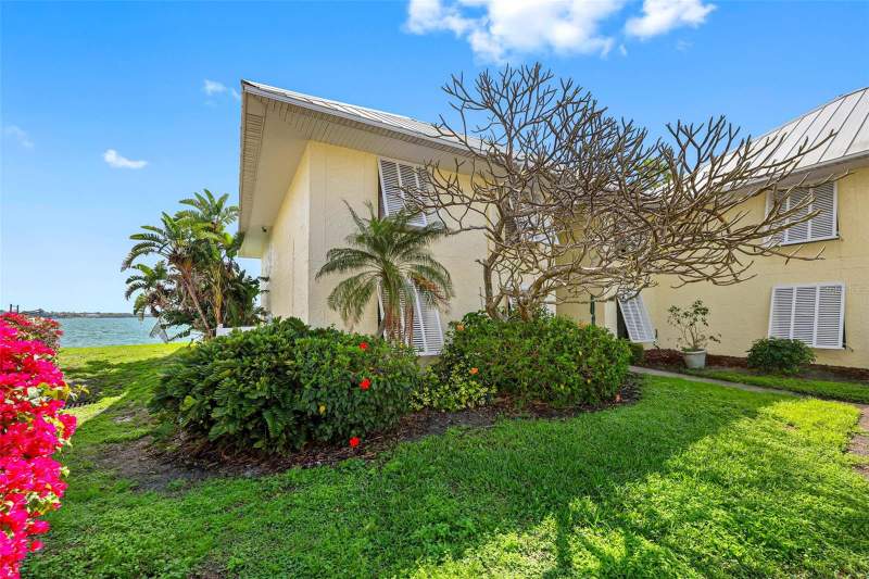 2 bedroom Condominium at 7300 Sunshine Skyway Lane #210, Hidden Bay Villas Condo, St Petersburg — photo 4