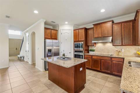 10151 Yonaomi Circle, Clermont FL - photo 16 of 64