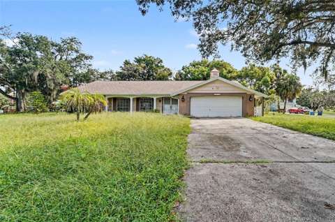 12511 Stone House Loop, pool for sale in Hudson