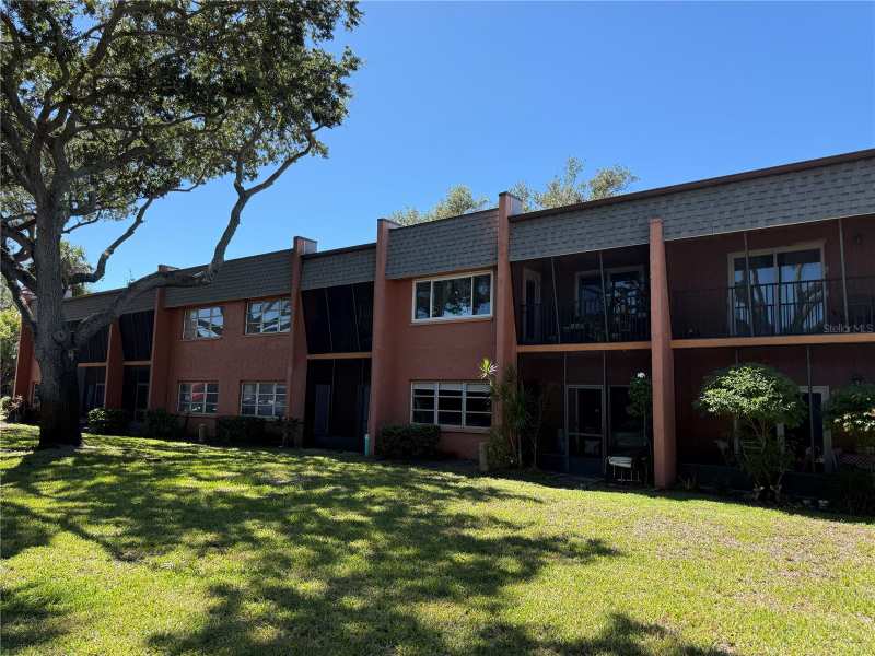 1 bedroom Condominium at 4805 Alt 19 #422, Cove Spgs Condo, Palm Harbor — photo 1