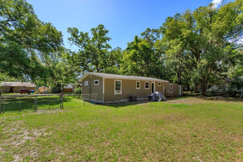 4 bedroom Single Family Residence at 2820 MAGNOLIA AVENUE, EVANS SUB, SANFORD — photo 5