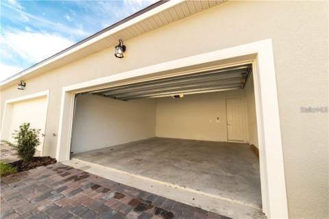 16306 Prairie School Drive, Winter Garden FL - photo 21 of 29