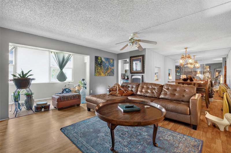 1 bedroom Condominium at 6960 20th Avenue #105, Crosswinds Colony One Condo, St Petersburg — photo 3