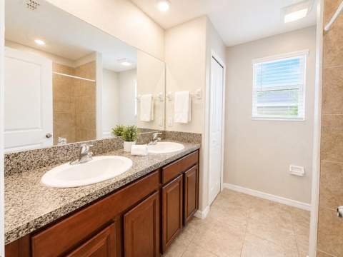 7422 Evening Primrose Court, Tampa FL - photo 10 of 17