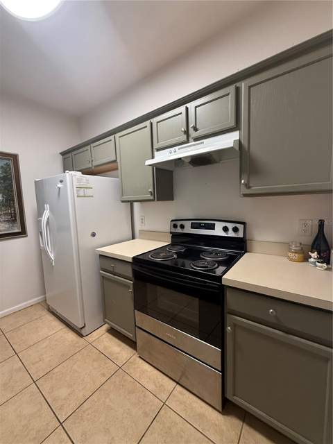 6214 Stevenson Drive #305, Orlando FL - photo 7 of 38