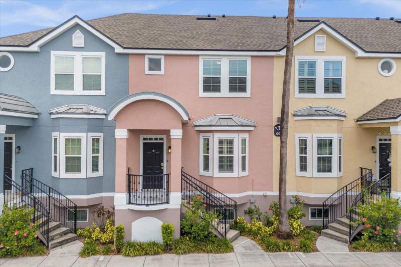 Hamptons At Metrowest