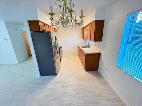 33 Lakeview Court, Mascotte FL - photo 6 of 6