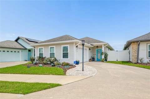 1761 SW 247Th Street, golf community for sale in Newberry