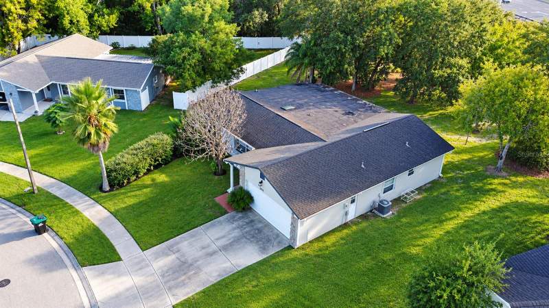 4 bedroom Single Family Residence at 604 Riverwoods Circle, Riverwood Village, Orlando — photo 4