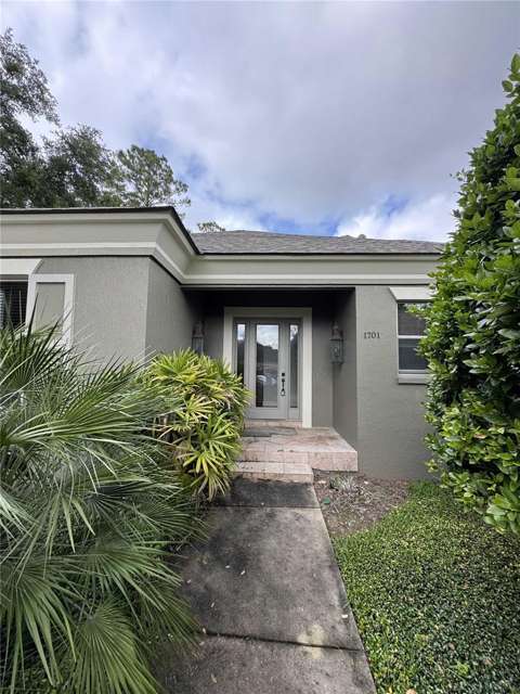 1701 SE 28Th Street, home for sale on SE 28Th Street