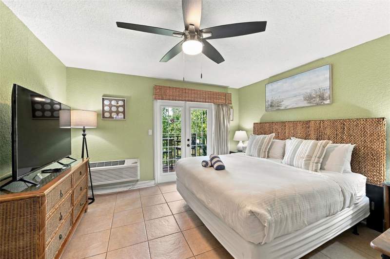 0 bedroom Condominium at 1420 Bayshore Boulevard #409, Royal Yacht Club North Condo, Dunedin — photo 5
