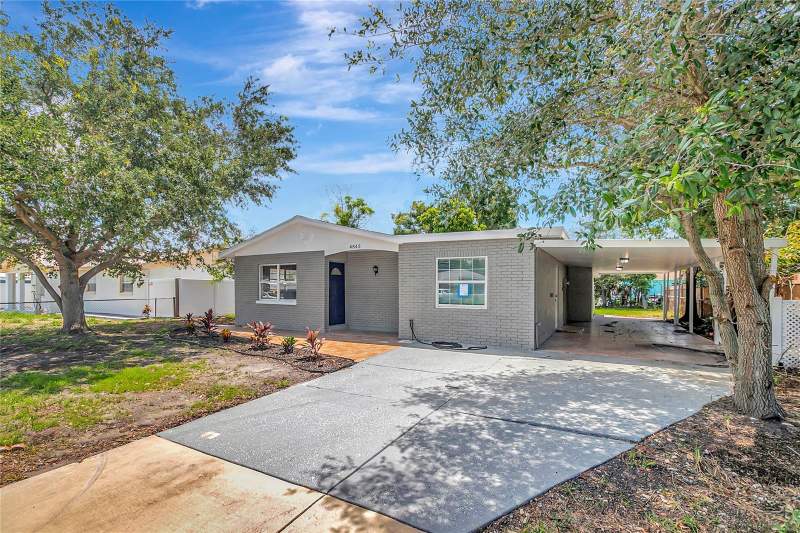 4 bedroom Single Family Residence at 4845 SAN PABLO PLACE, GOLFWOOD ESTATES UNIT 09, TAMPA — photo 2