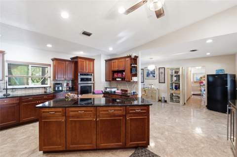 1818 Dolphin Boulevard, St Petersburg FL - photo 10 of 58