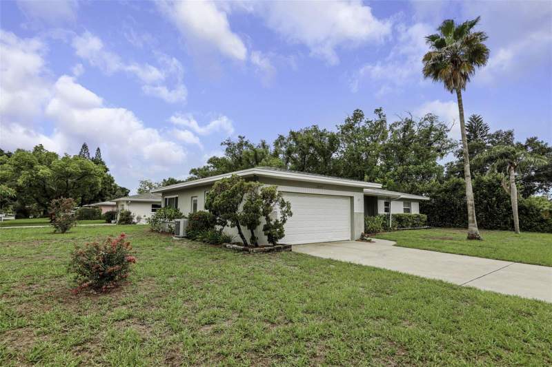 3 bedroom Single Family Residence at 2077 Druid Road, Druid Park, Clearwater — photo 5