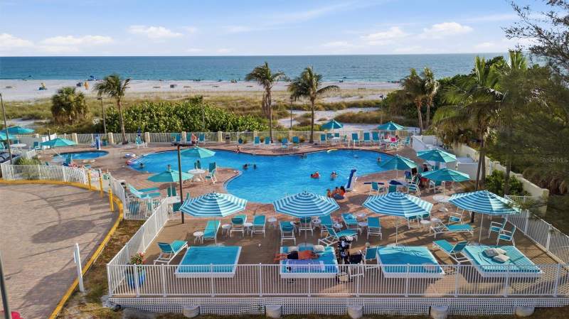2 bedroom Condo - Hotel at 12000 Gulf Boulevard #611S, Sunset Vistas Condo Hotel On The Gulf, Treasure Island — photo 4
