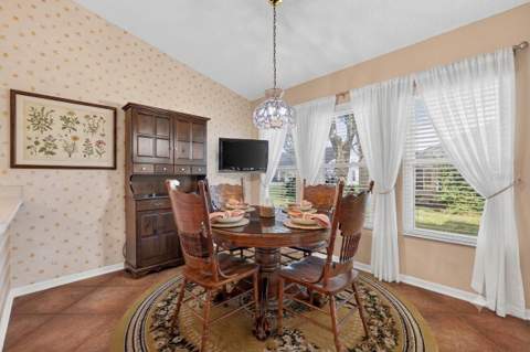 25333 River Crest Drive, Leesburg FL - photo 13 of 29