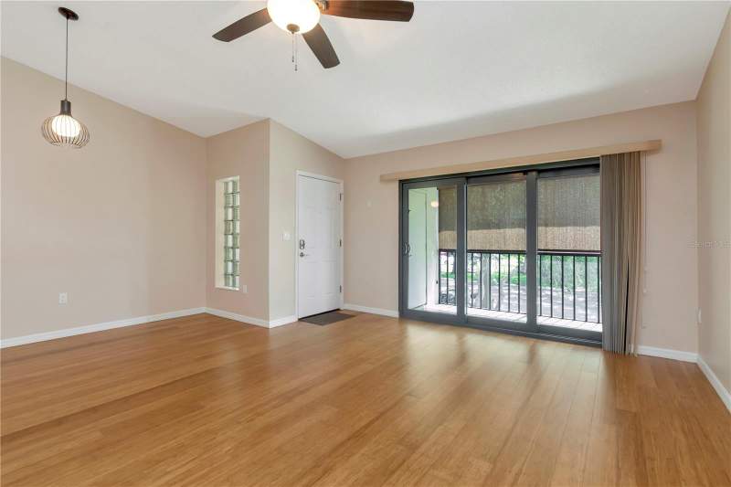 2 bedroom Condominium at 3367 Crystal Court #E, Crystal Lake Condo, Palm Harbor — photo 4