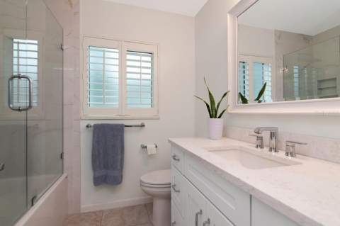 1113 Glenmoor Court, Clearwater FL - photo 20 of 39