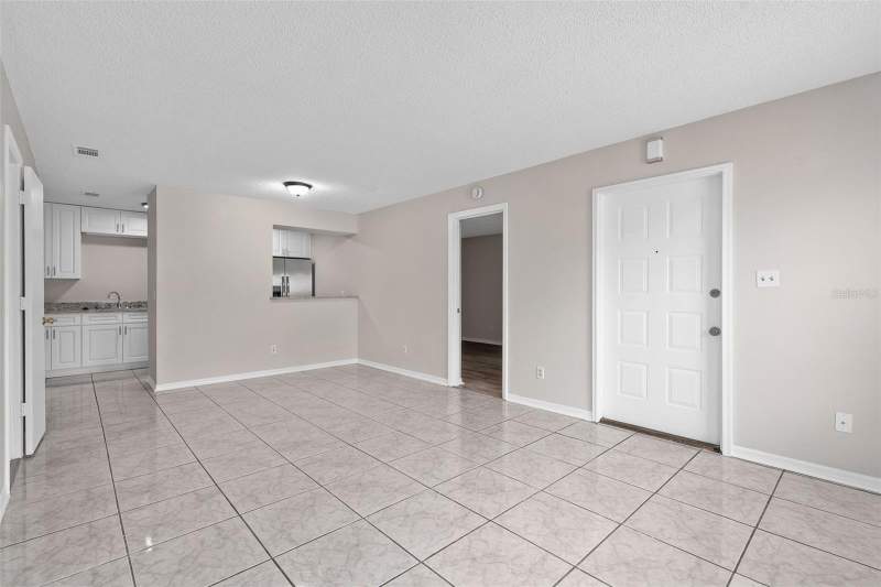 3 bedroom Townhouse at 505 TANOAK COURT, OAKLAND VILLAGE SEC 2, ALTAMONTE SPRINGS — photo 4