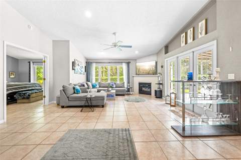 9354 Mississippi Run, Weeki Wachee FL - photo 13 of 78