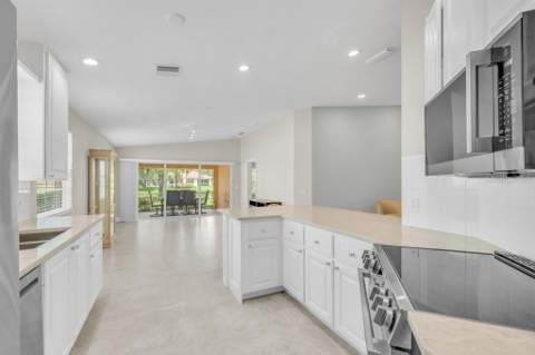 5868 Helicon Place, Sarasota FL - photo 6 of 6
